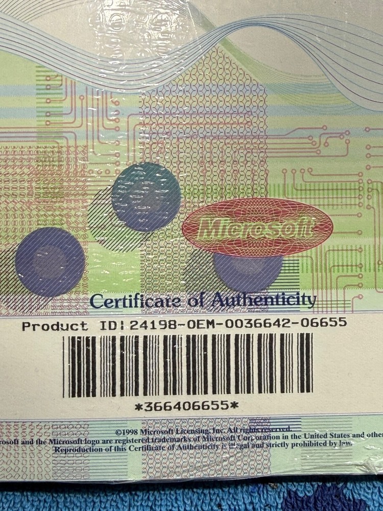 NEW Sealed Microsoft Windows 95 + Internet Explorer CD