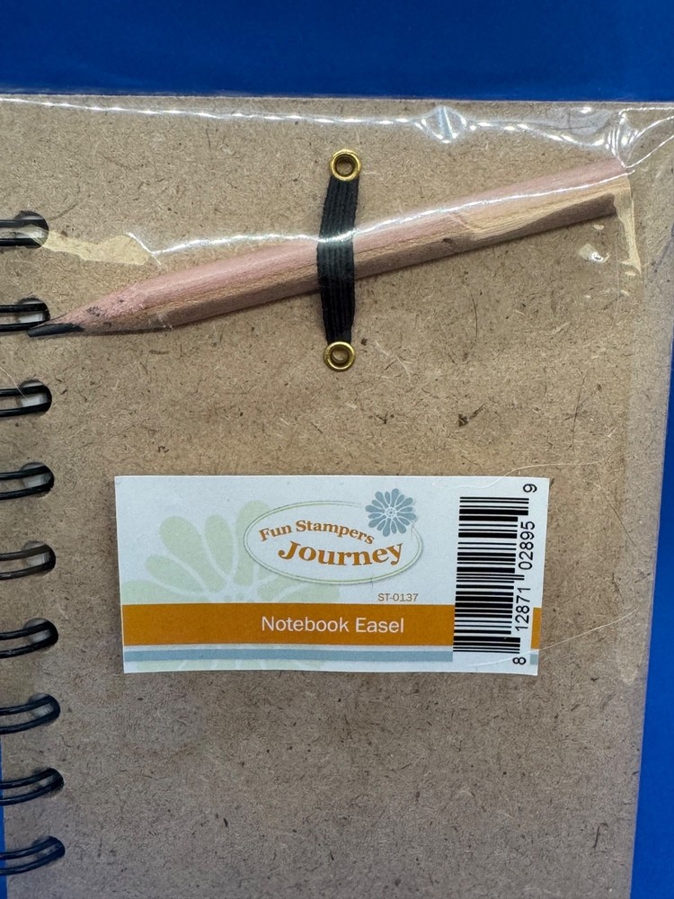 Fun Stampers Journey Notebook Easel ST-0137