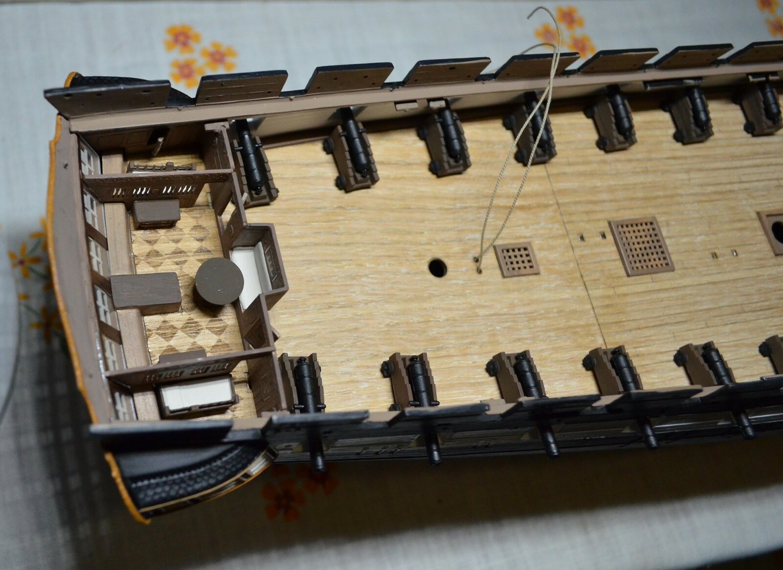 Revell USS Constitution 1:96 - laser cut wooden deck for model