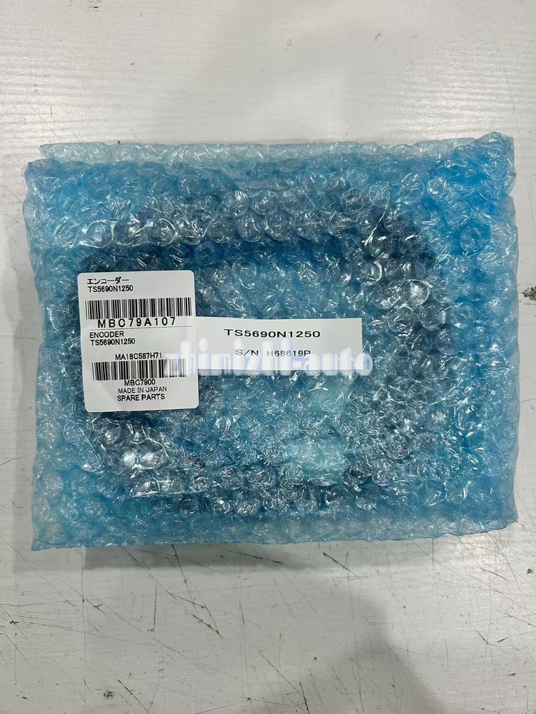 1PC NEW MITSUBISHI ENCODER TS5690N1250
