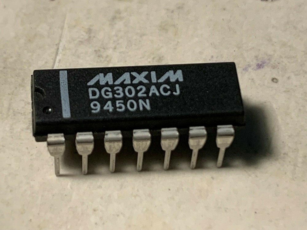 DG302ACJ Maxim Analog Switch IC SPST -DIP-14.