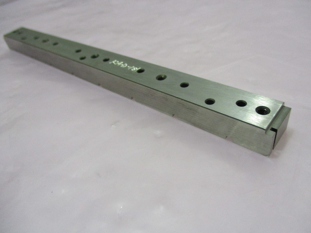 PK18665-H01 Insert, Runner, Upper (28 Pon), 420848