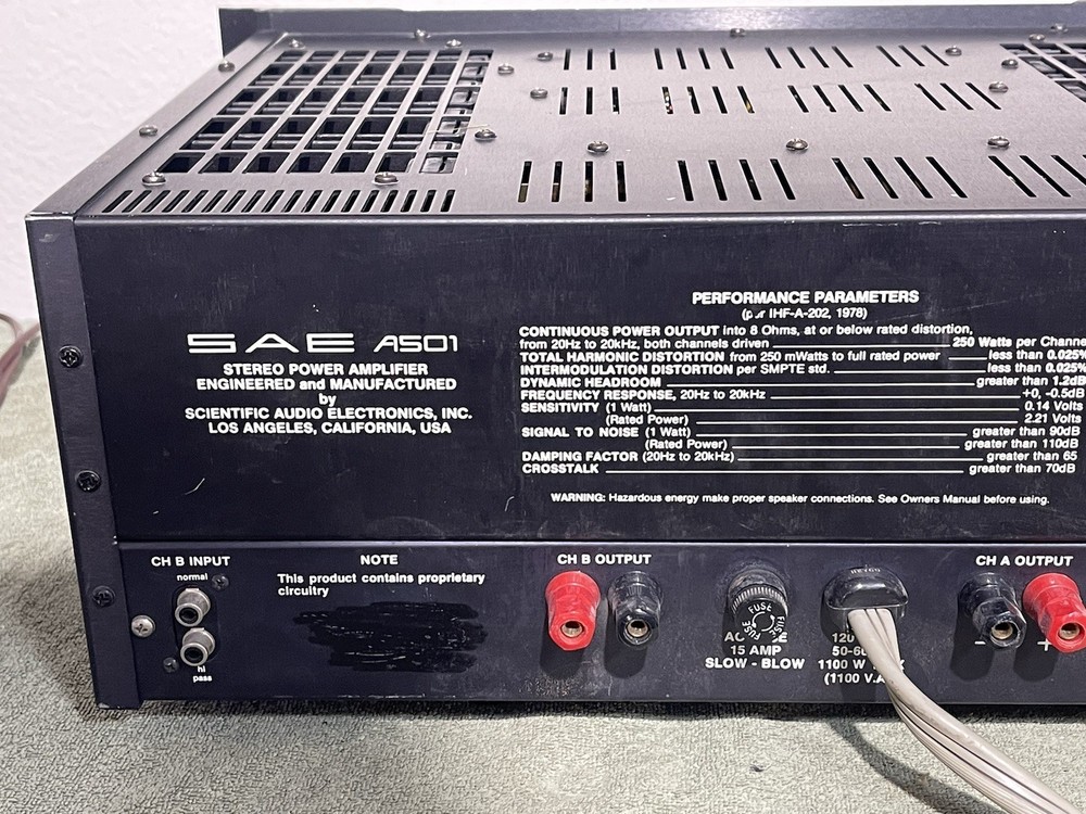 SAE A501 Stereo Amplifier