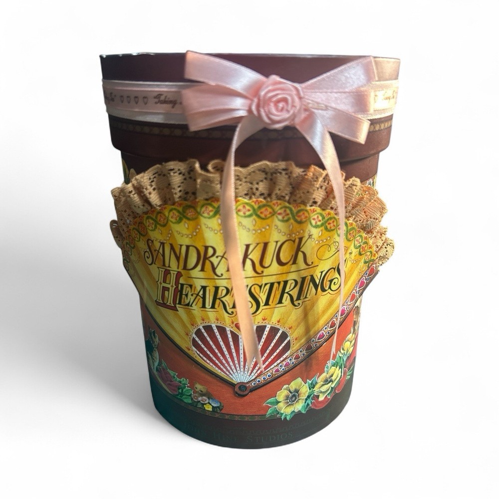 Sandra Kuck Heartstrings- Box / Container Only