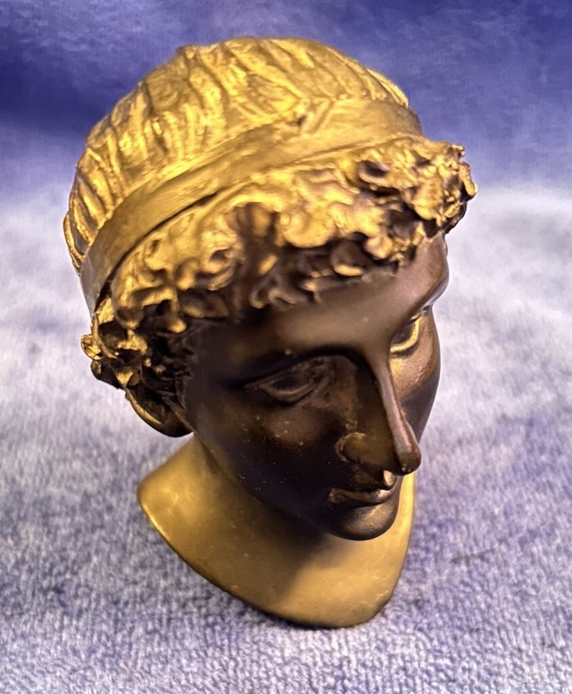 Coal Figure Man’s Roman Type Head B16