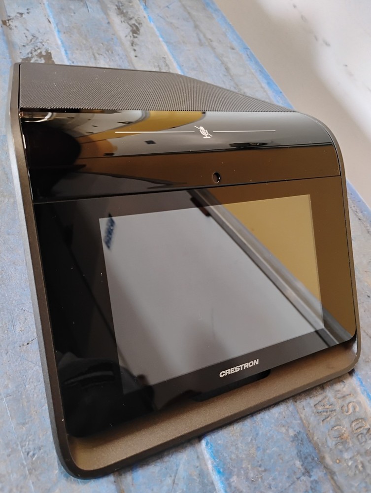 Crestron CCS-UC-1- Tabletop UC Video Conference System Read Description