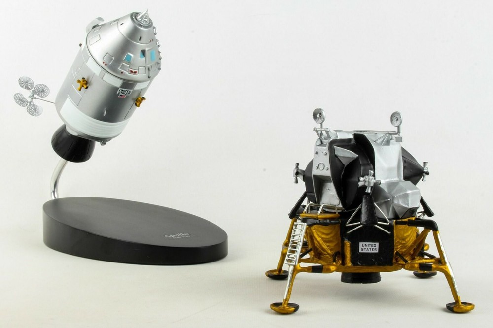 NASA Apollo Command Service LEM Lunar Module Desk Display Space 1/48 SC Model