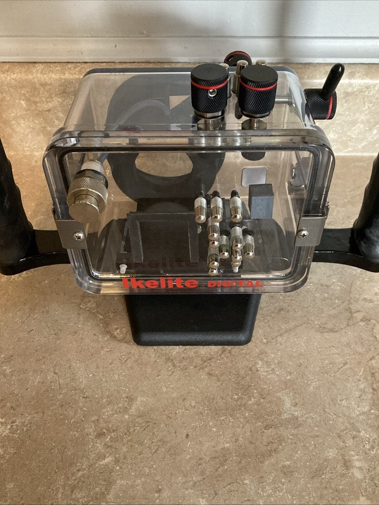 Ikelite Digital underwater camera housing model 7329
