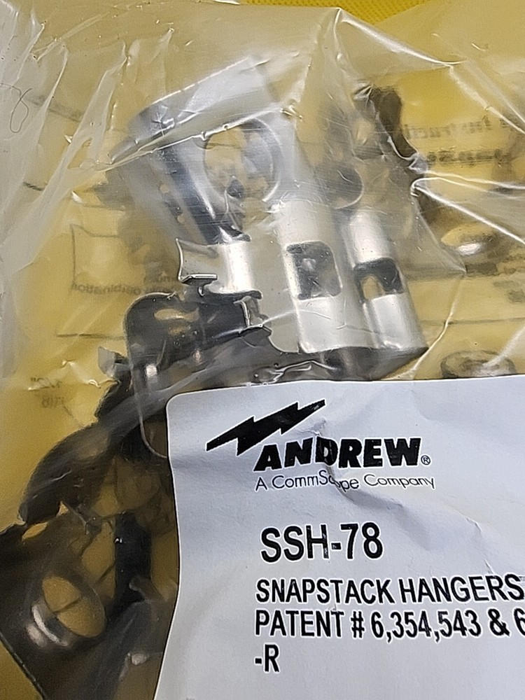 ANDREW COMSCOPE SSH-78 SNAPSTACK HANGERS FOR 7/8" COAXIAL CABLE [2WS 3]