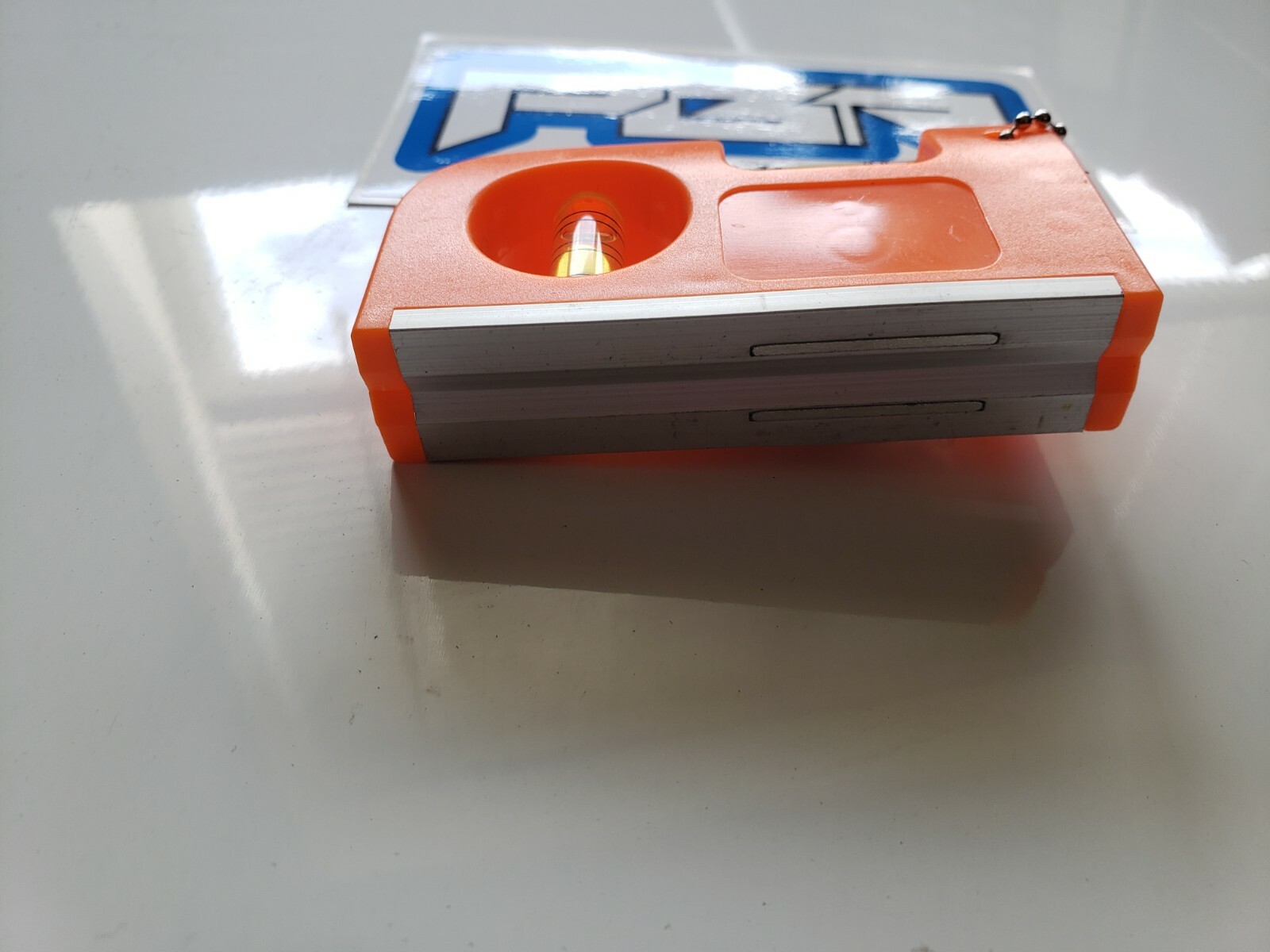 Premium Magnetic Small Pocket Level Tool with Two Bubble Spirit Leveler Metal TV