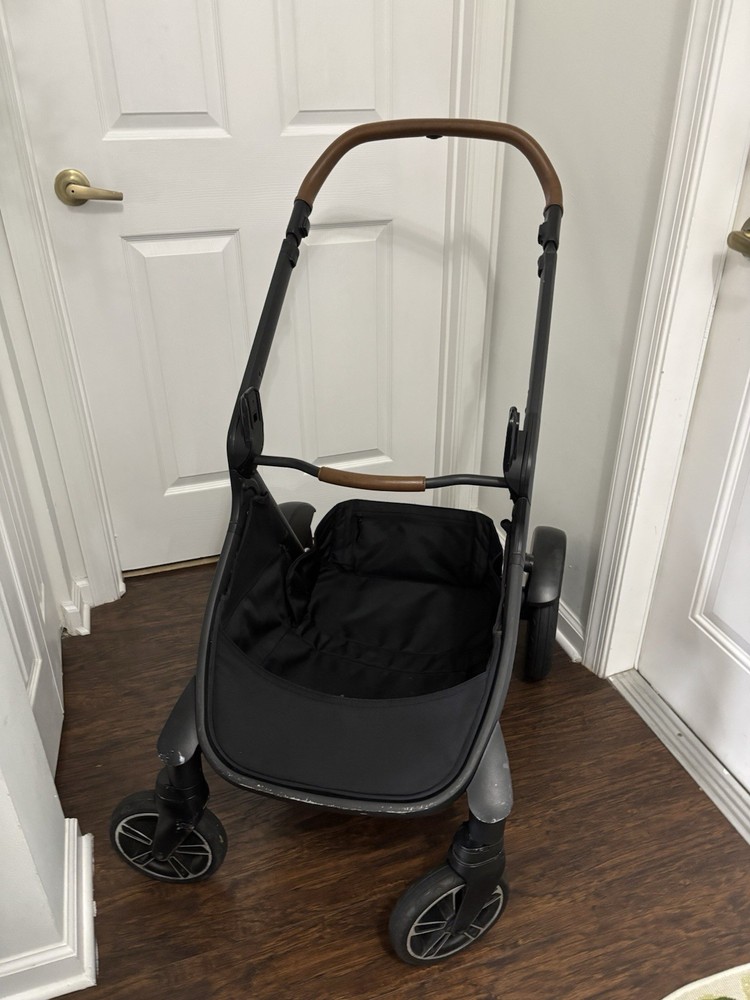 Nuna Demi Grow frame