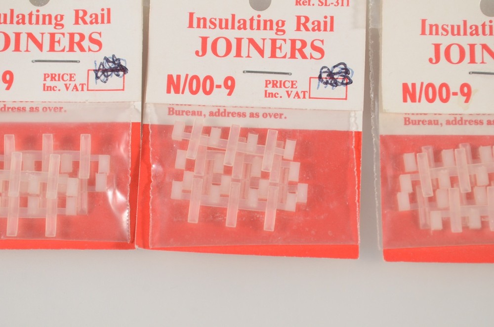 Peco N Insulating Rail Joiners - SL-311 - 3 Packages