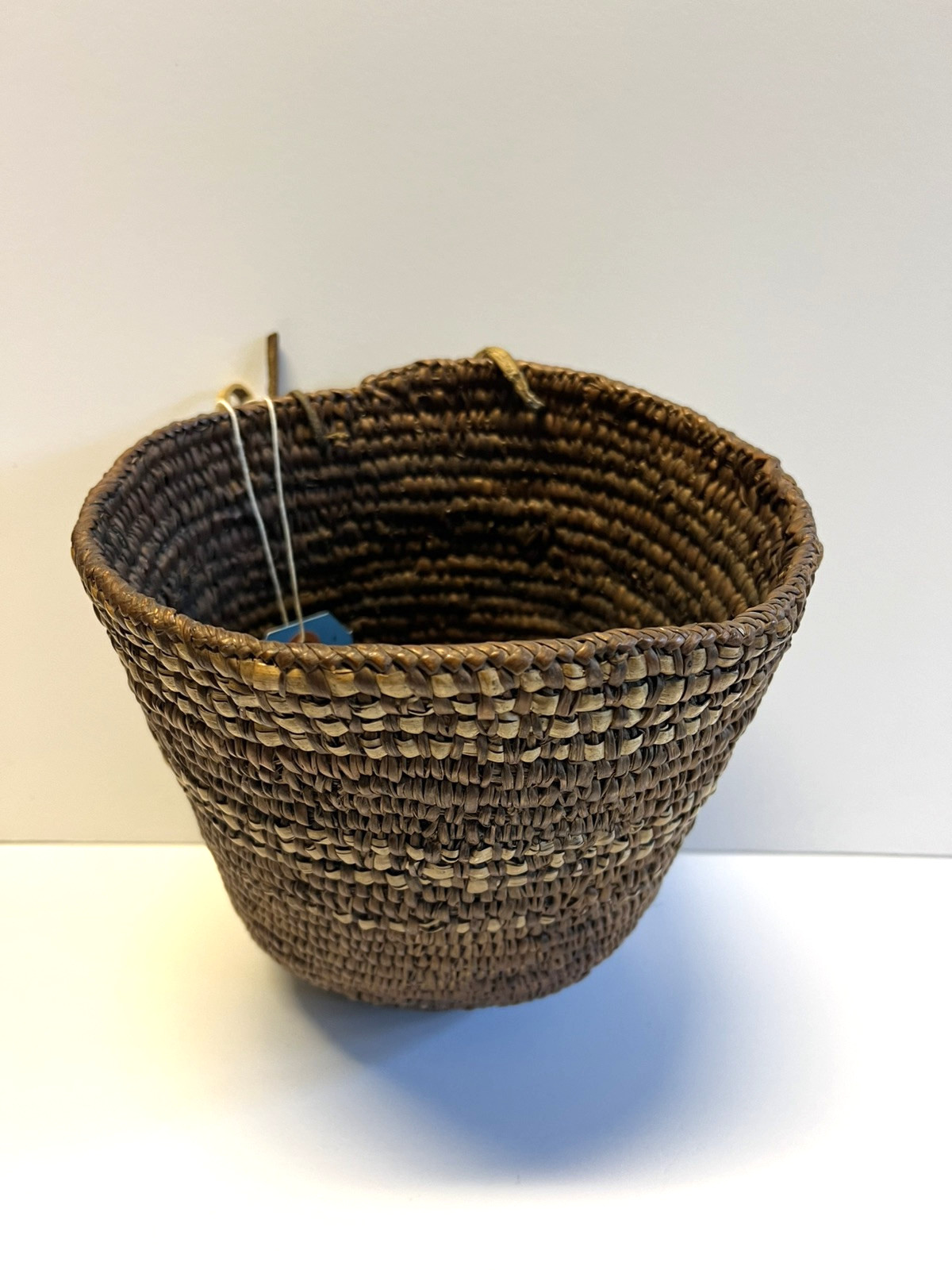 Original Antique Native American Indian Berry Basket; Late 1880's-1900; Lot # C9