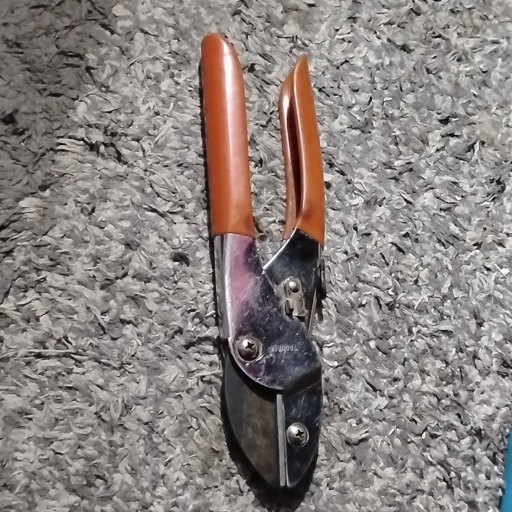 Steel Blade Pruning Shears Orange Plastic Metal Handle Silver