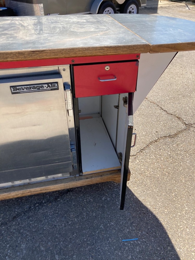 Seattle Style Coffee Cart by ECLIPSE SPECIALTY CARTS