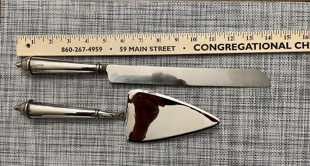 Towle Silver Tone Wedding Cake Server 2pc set