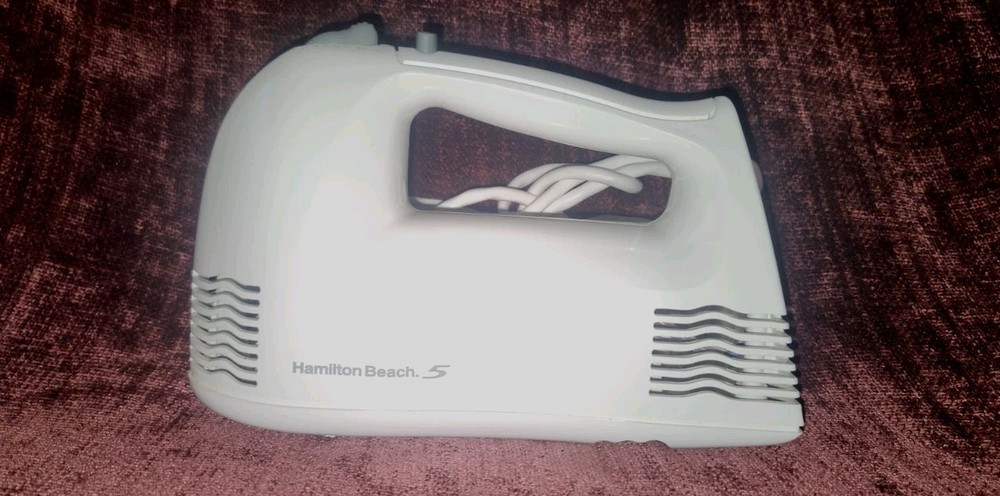 Hamilton Beach Hand Mixer In Storage Case
