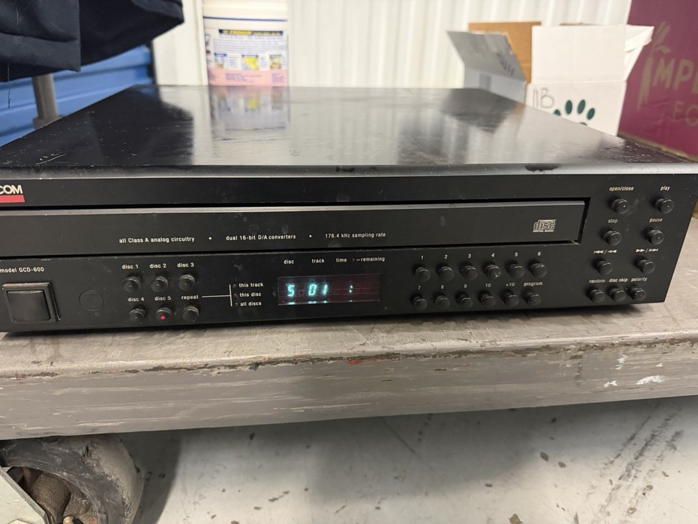 ADCOM GCD-700 5-Disc CD Compact Disc Changer - No Remote - Tested Working