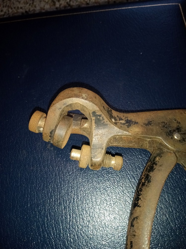 Vintage Hand Saw Tooth Setter