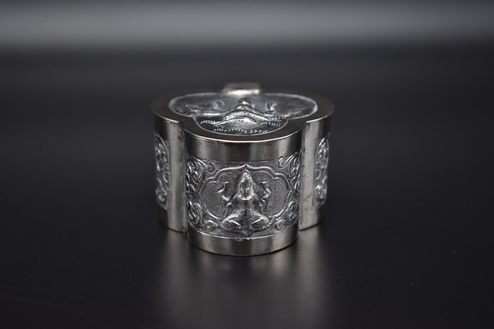 Antique 19th Century Solid Silver Burmese Snuff Box