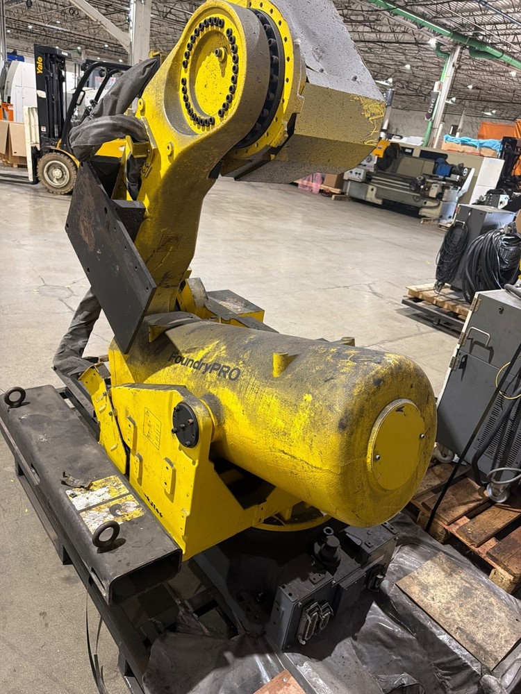 FANUC R‑2000iB/200R FoundryPRO with R‑30iB Controller USED