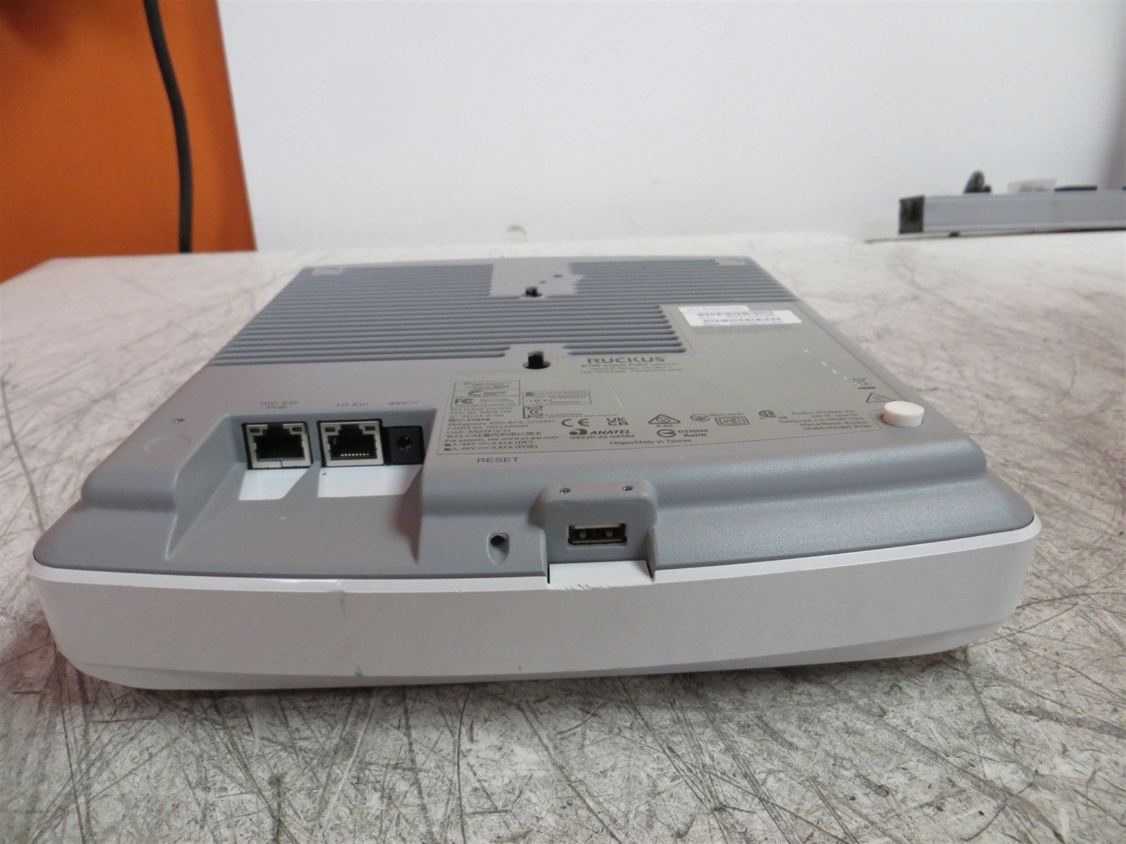 Ruckus R760 901-R760-US00 Indoor Access Point Factory Reset