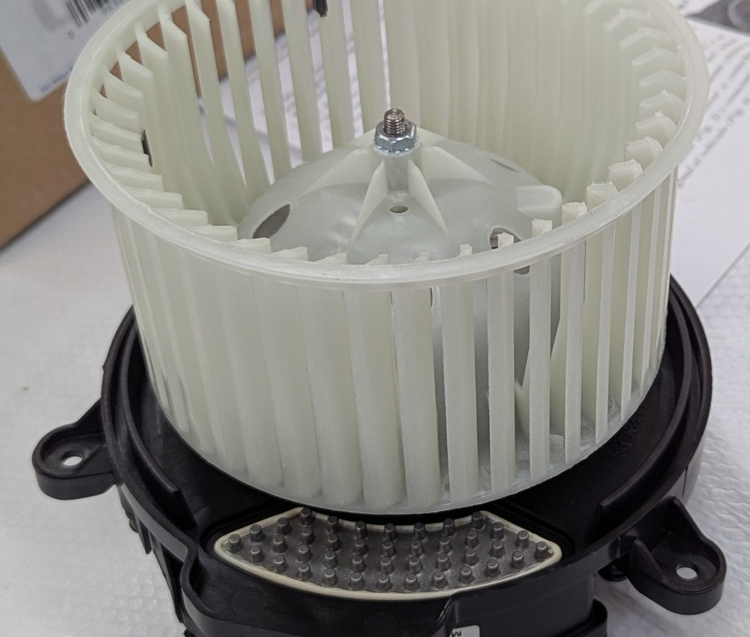 75040 Blower Motor for Freightliner 108SD 114SD 2012-2022 Cascadia M2 112 106