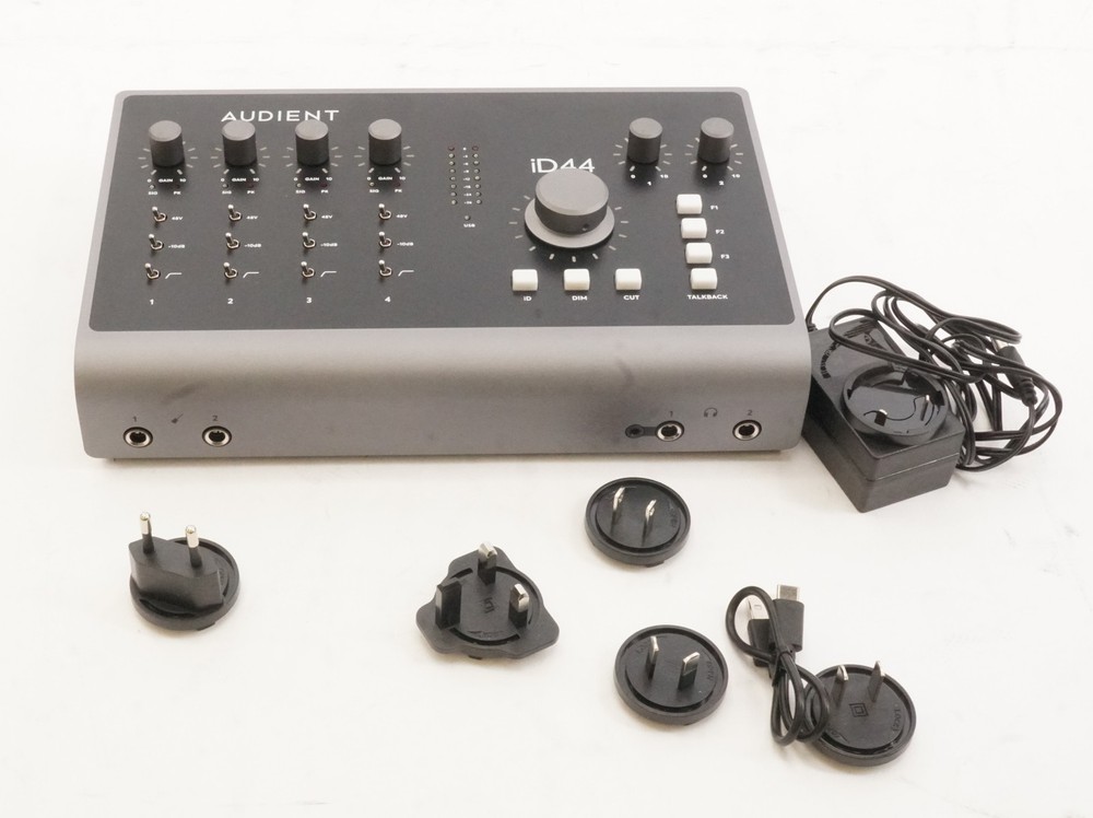 Audient iD44 MKII 20in/24out USB Audio Interface