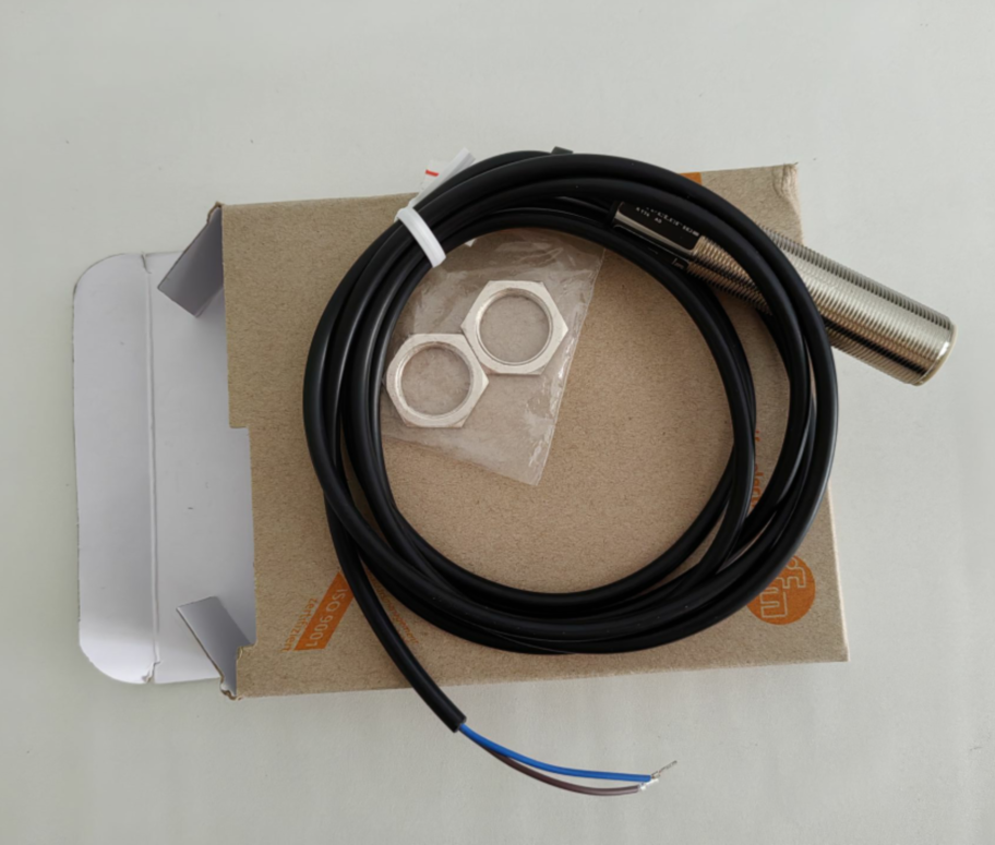 For IFM IG0011 Inductive Sensor 20...250 AC/DC New