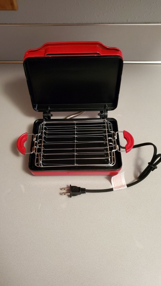 Bella Red S'mores Maker Machine - MINT in box (B8)