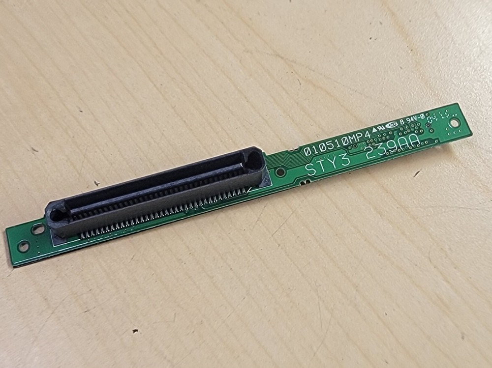 010510MP4 STY3 239AA | IDA Adapter Connector