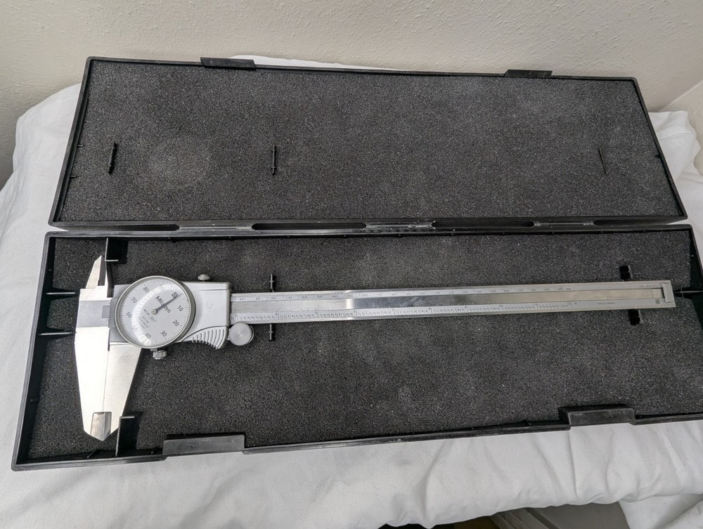 Mitutoyo dial caliper Micrometer 505-746 D12"TX USED
