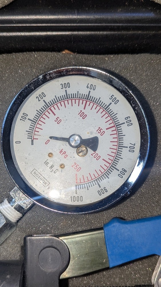 Pressure Calibration Source ROSEMOUNT Model 260 A1AG2G3 Serial 18268