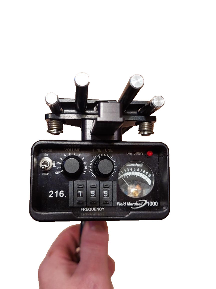 Field Marshall Digital Tracking Receiver VHF+accessories