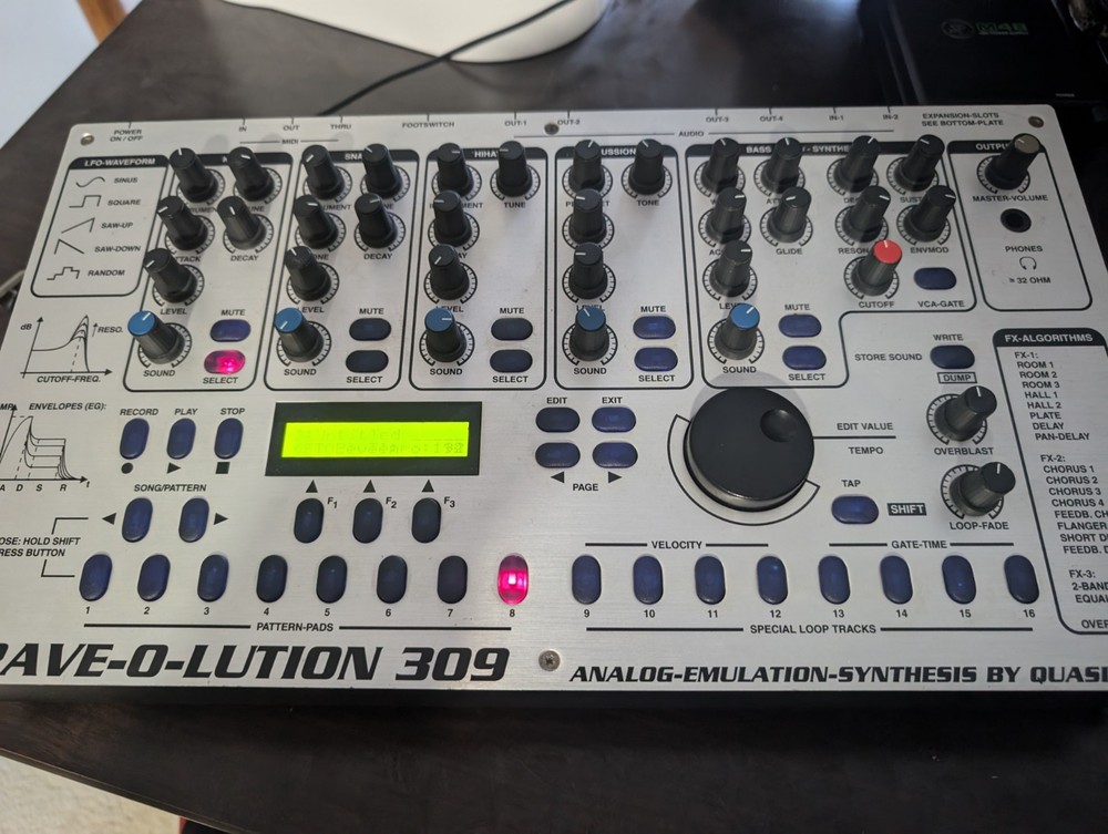 Quasimidi Rave-O-Lution 309