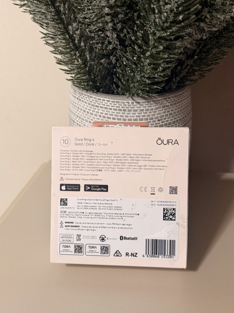 Oura Ring 4 Gold - Size 10