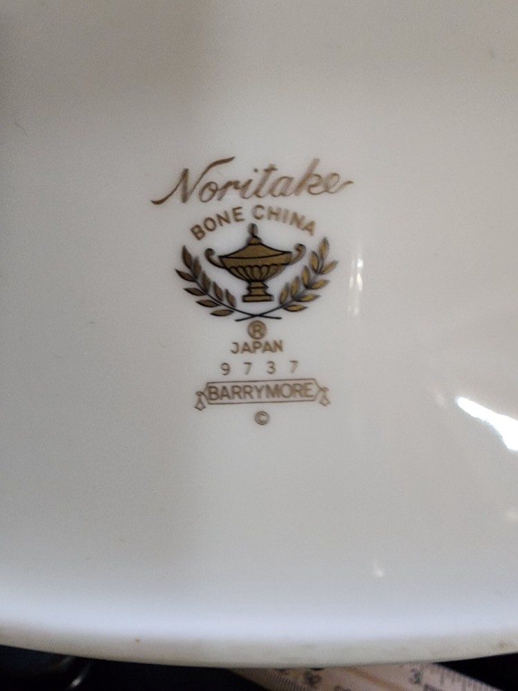Noritake BARRYMORE Coffee Pot