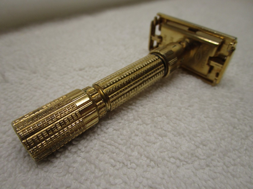 Vintage gold Gillette Executive Adjustable Razor E4 1959