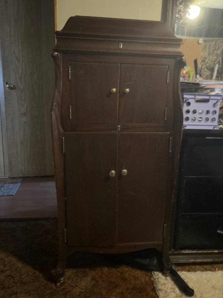 Victor/Victrola Phonograph
