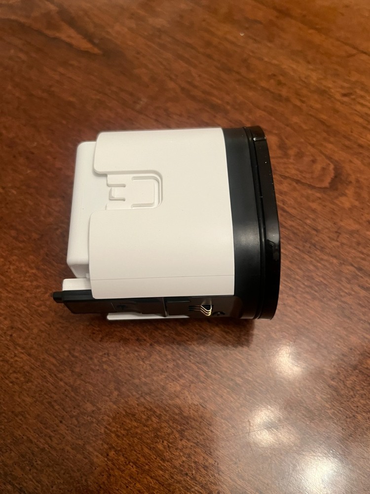 Arlo Pro 5S 2K Spotlight Camera 3 Pack With Solar Panel VMK4360P