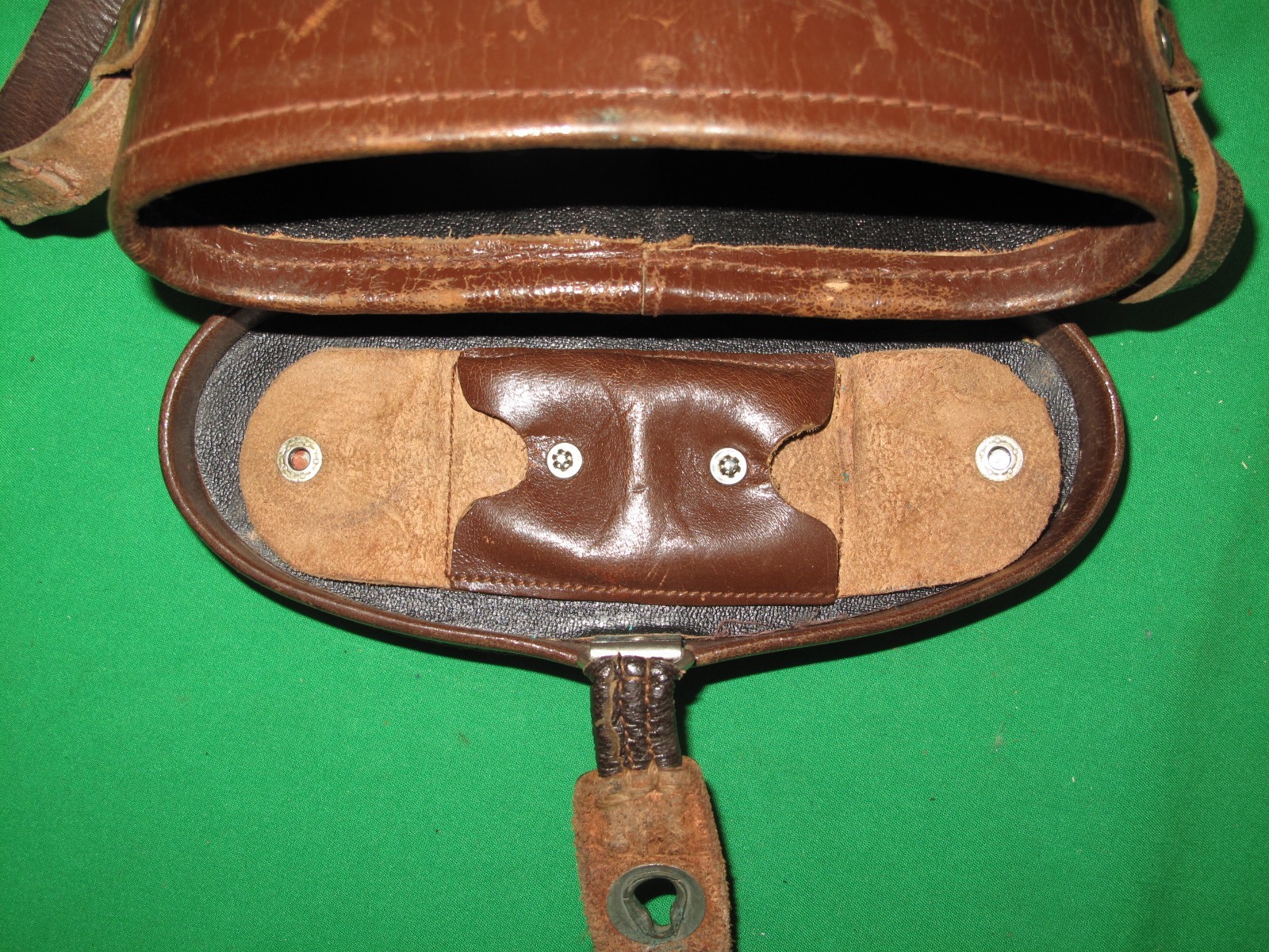 German Early WW2 Binoculars Case