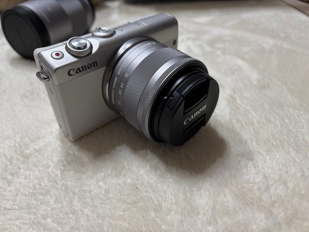 Canon Mirrorless Camera EOS M100 Double Zoom Kit White EOSM100WH-WZK