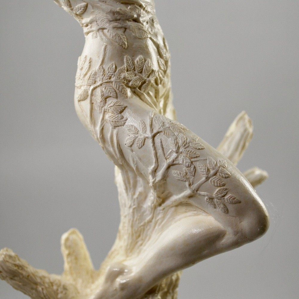 Elder (Ruis) - Hand cast statue
