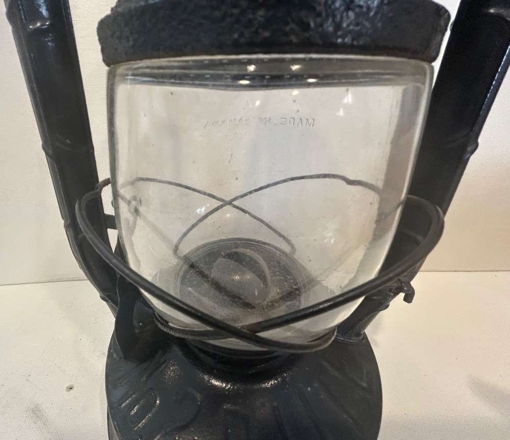 Antique Dietz No. 2 D-Lite Lantern