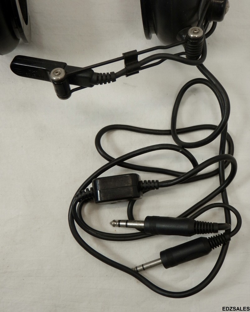 2 Flightcom Aviation Flight Pilot Communication Headsets