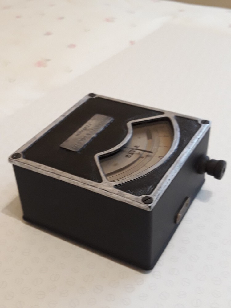 Galvanometer voltage test instrument by Pritchettes & gold