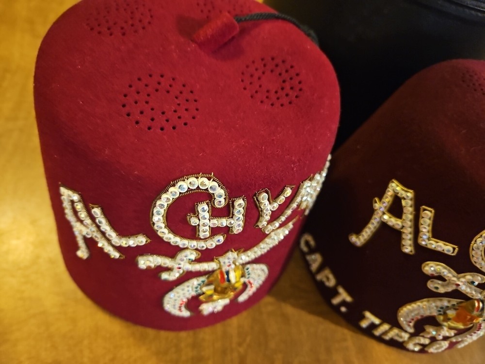 Al Chymia Hat Lot Masons