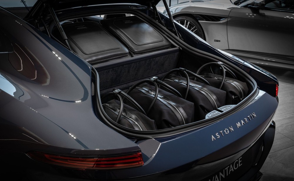 New Aston Martin Vantage 6pc Luggage Set