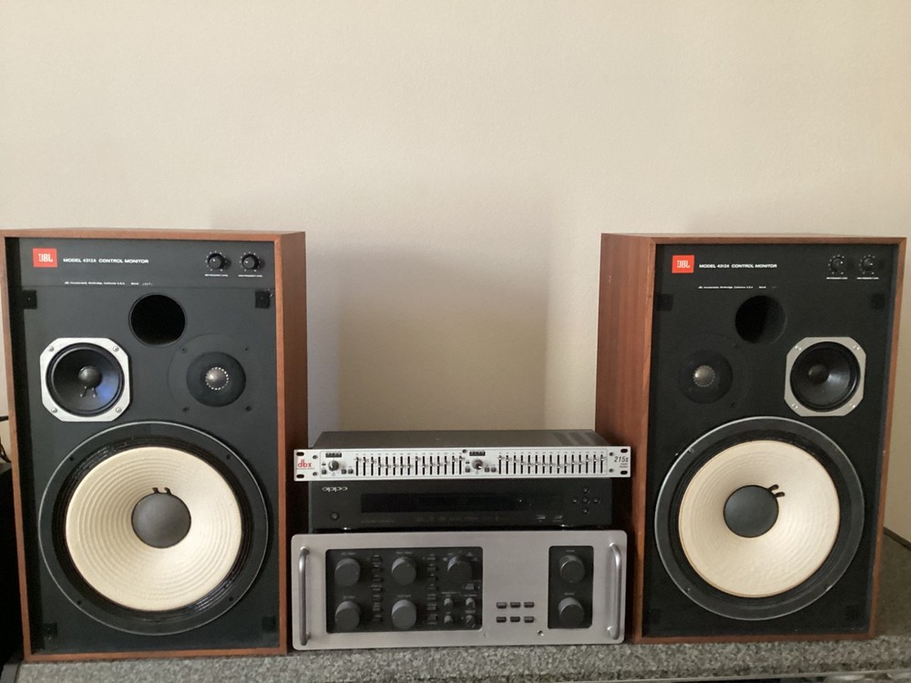 JBL 4312a studio Monitors in good working condition