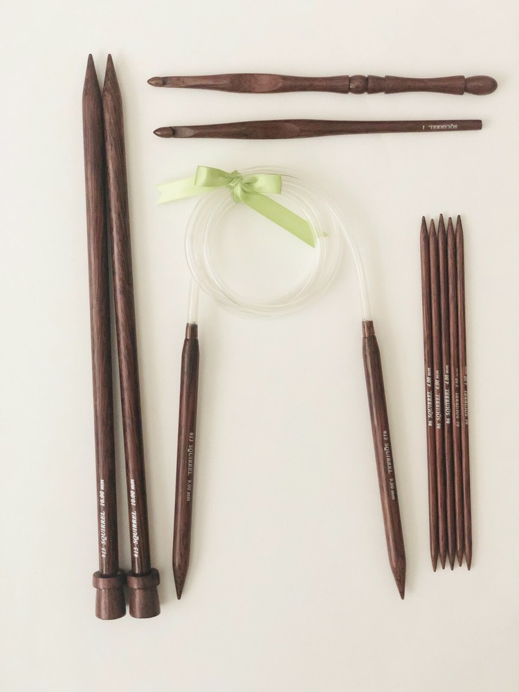 Squirrel 6" Long Premium Standard Crochet Hook